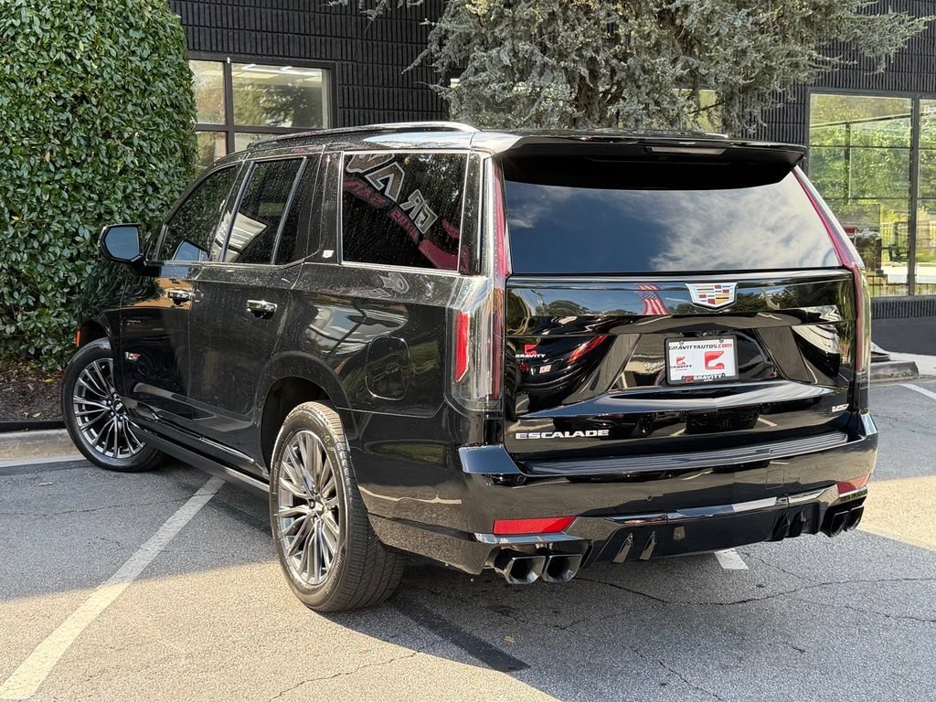 Used 2023 Cadillac Escalade V AWD/4WD image 17