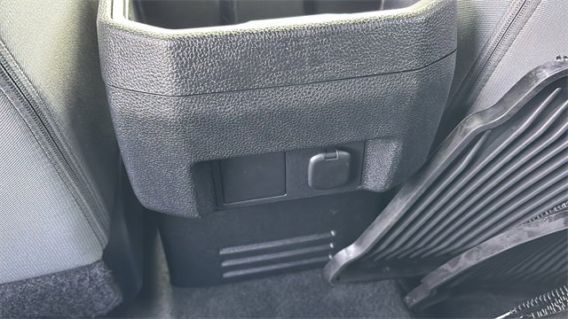 Used 2025 Toyota Tacoma TRD Sport image 12