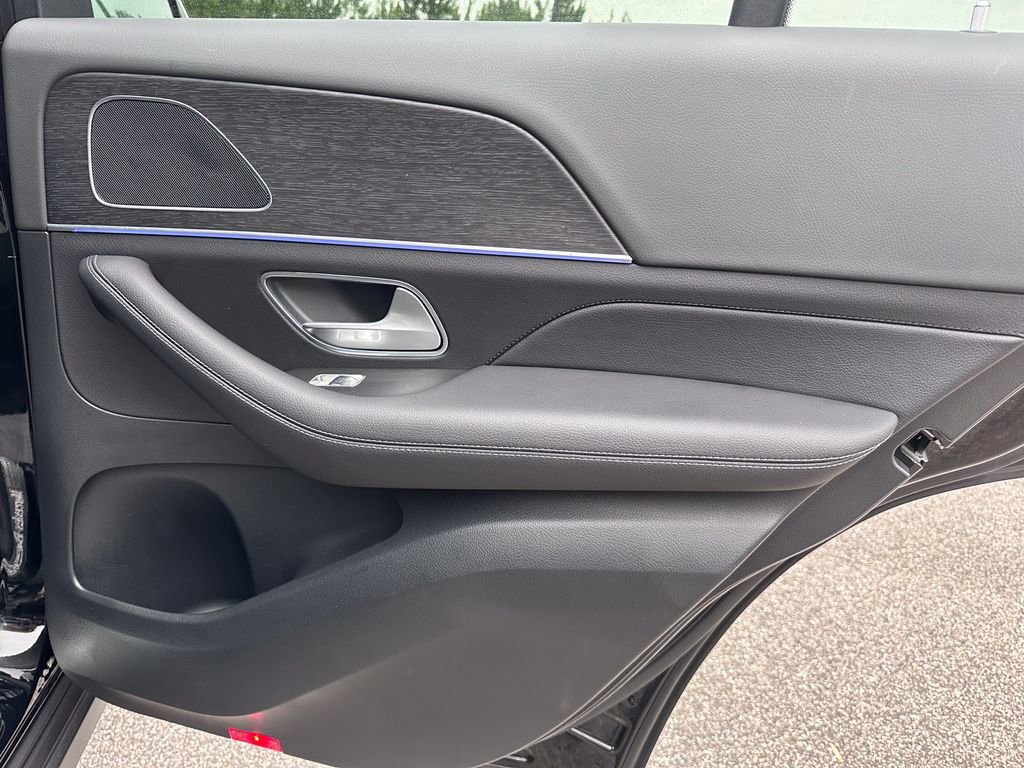 Used 2025 Mercedes-Benz GLE 350 4MATIC image 34