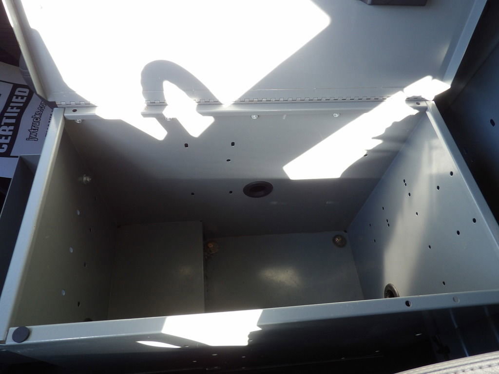 Used 2017 Chevrolet Express 2500 image 26