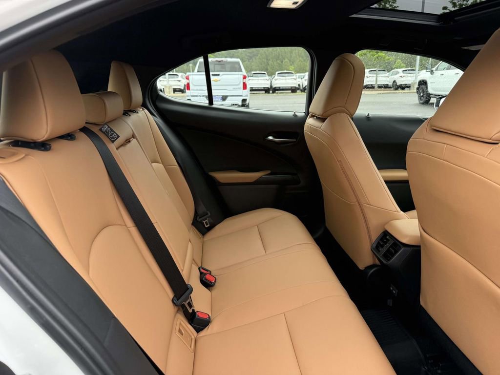 Used 2025 Lexus UX 300h AWD w/ Accessory Package (Z1) image 16