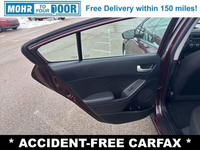 Used 2017 Kia Forte LX image 30