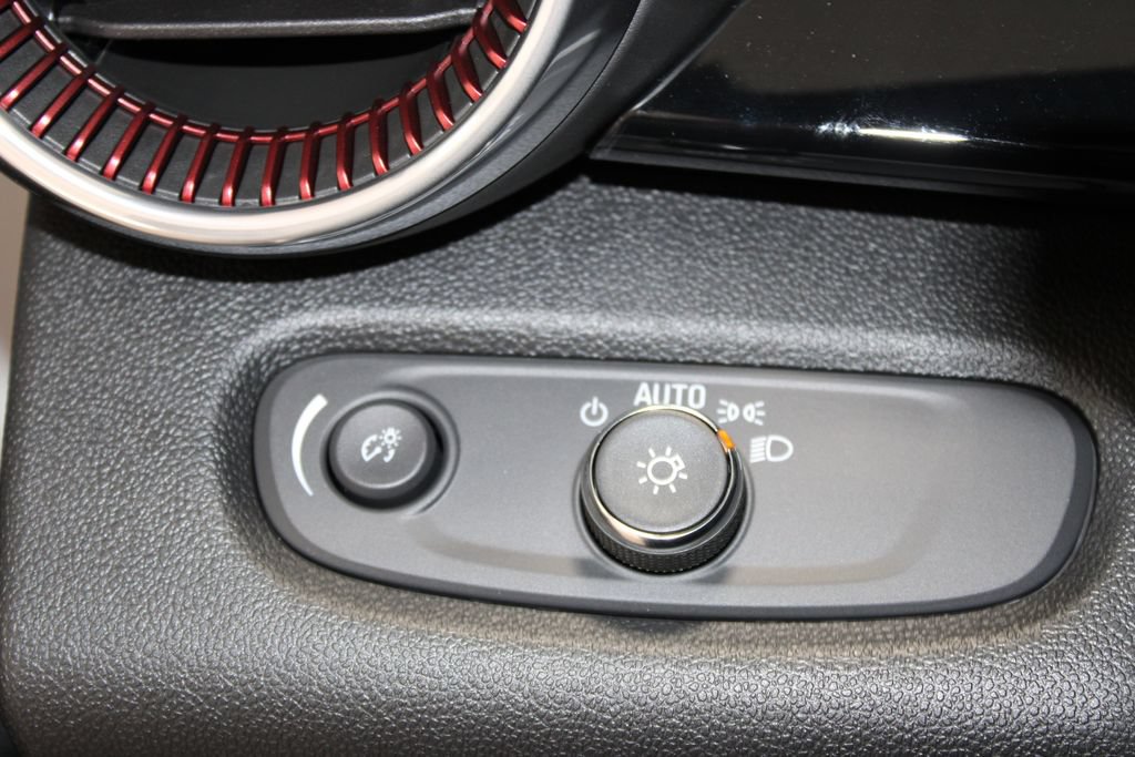 New 2026 Chevrolet Trax RS w/ Driver Confidence Package FWD image 37