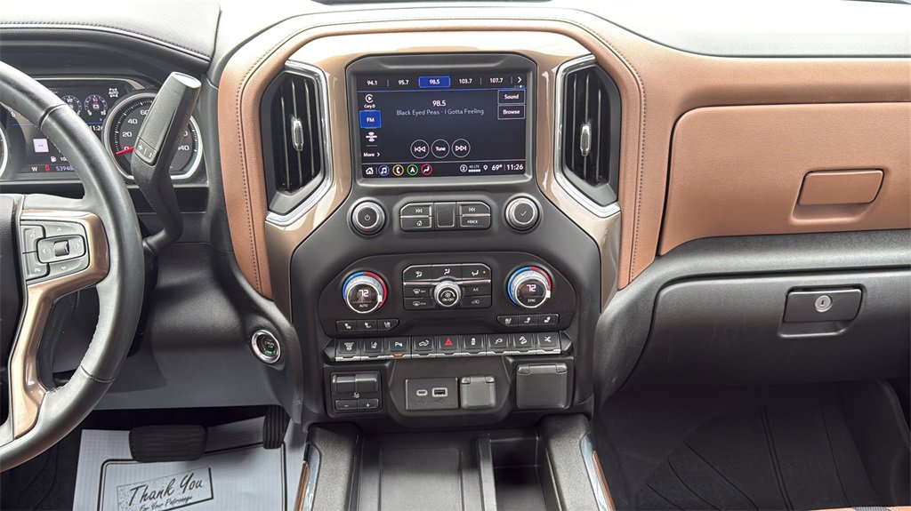 Used 2023 Chevrolet Silverado 2500 High Country w/ Technology Package image 20