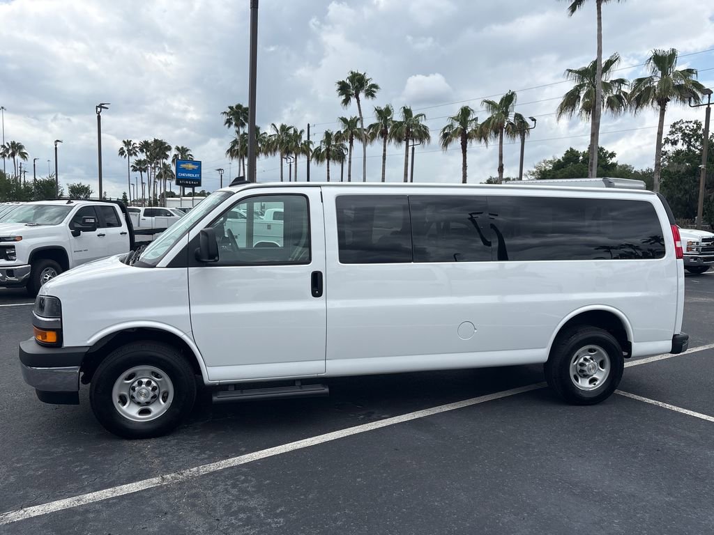 New 2024 Chevrolet Express 3500 LS w/ Chrome Appearance Package video 2