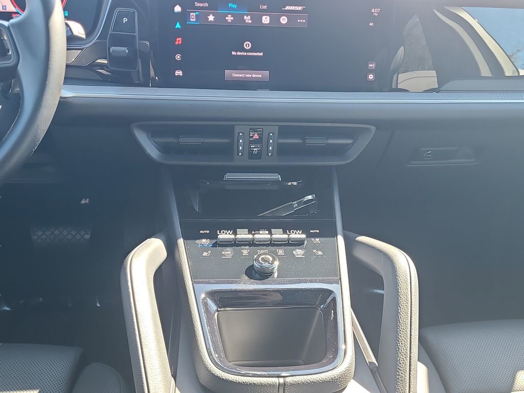Used 2024 Porsche Cayenne AWD/4WD image 20