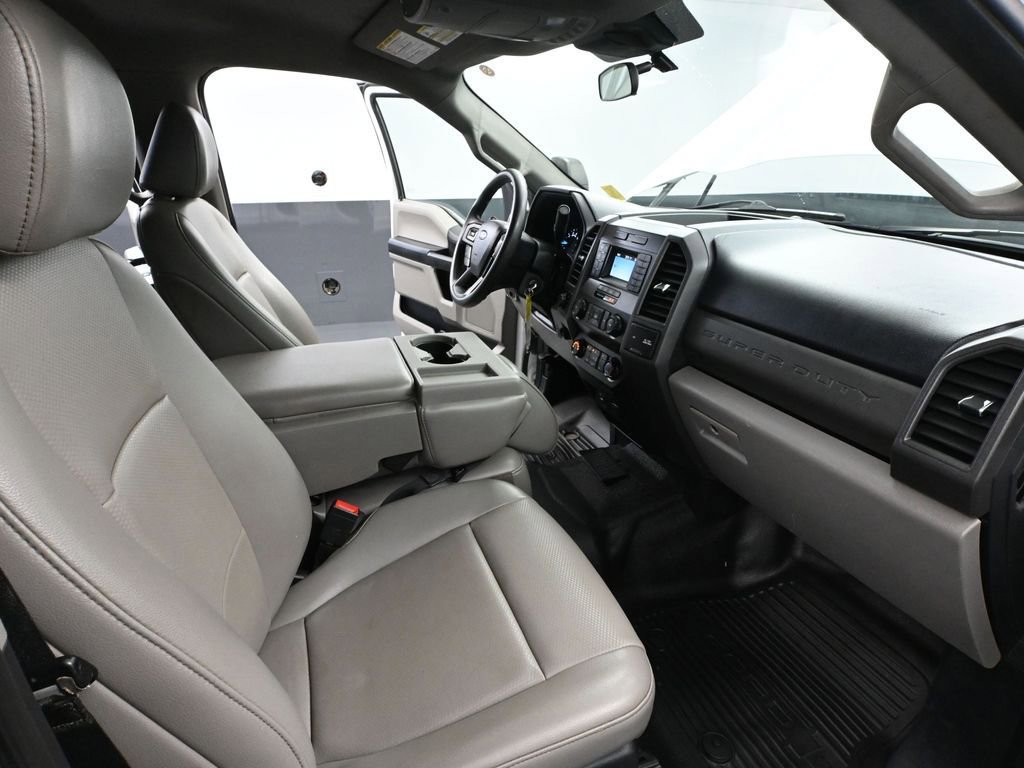 Used 2021 Ford F250 XL w/ Power Equipment Group image 45