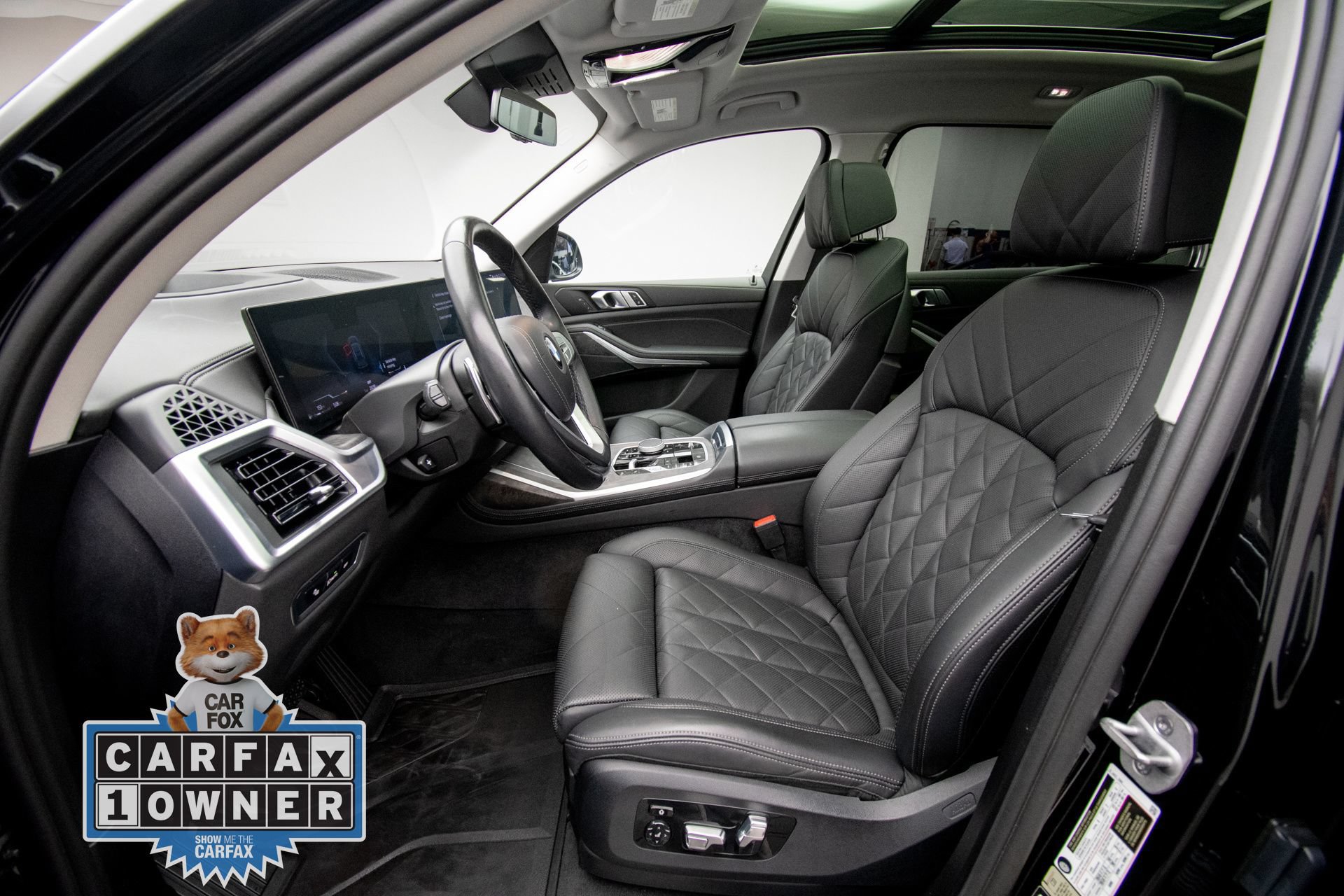 Used 2024 BMW X7 xDrive40i w/ Climate Comfort Package AWD/4WD image 11