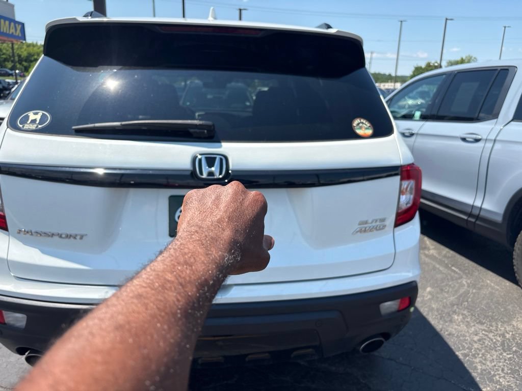 Used 2021 Honda Passport Elite image 3