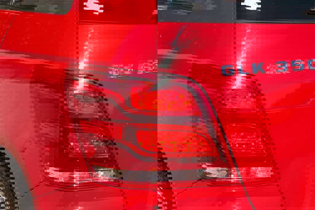 Used 2014 Mercedes-Benz GLK 350 4MATIC image 10