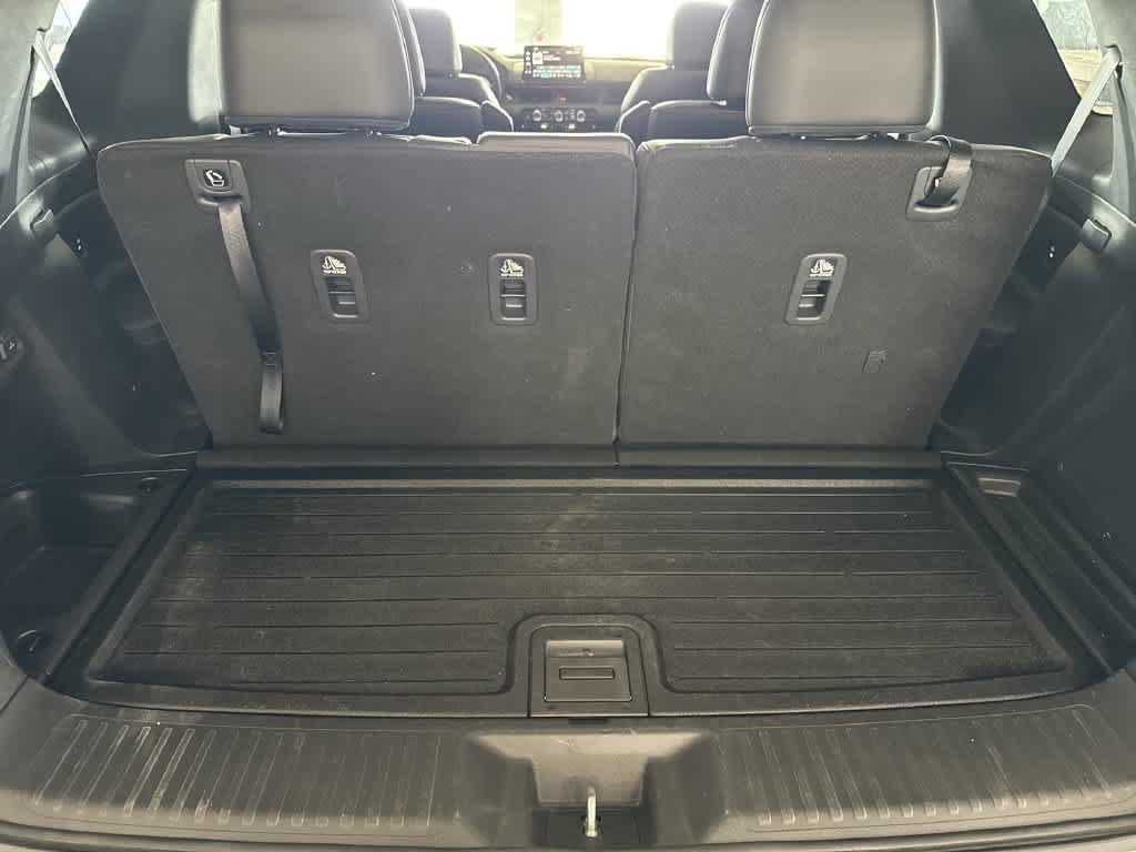 Used 2025 Honda Pilot TrailSport image 24