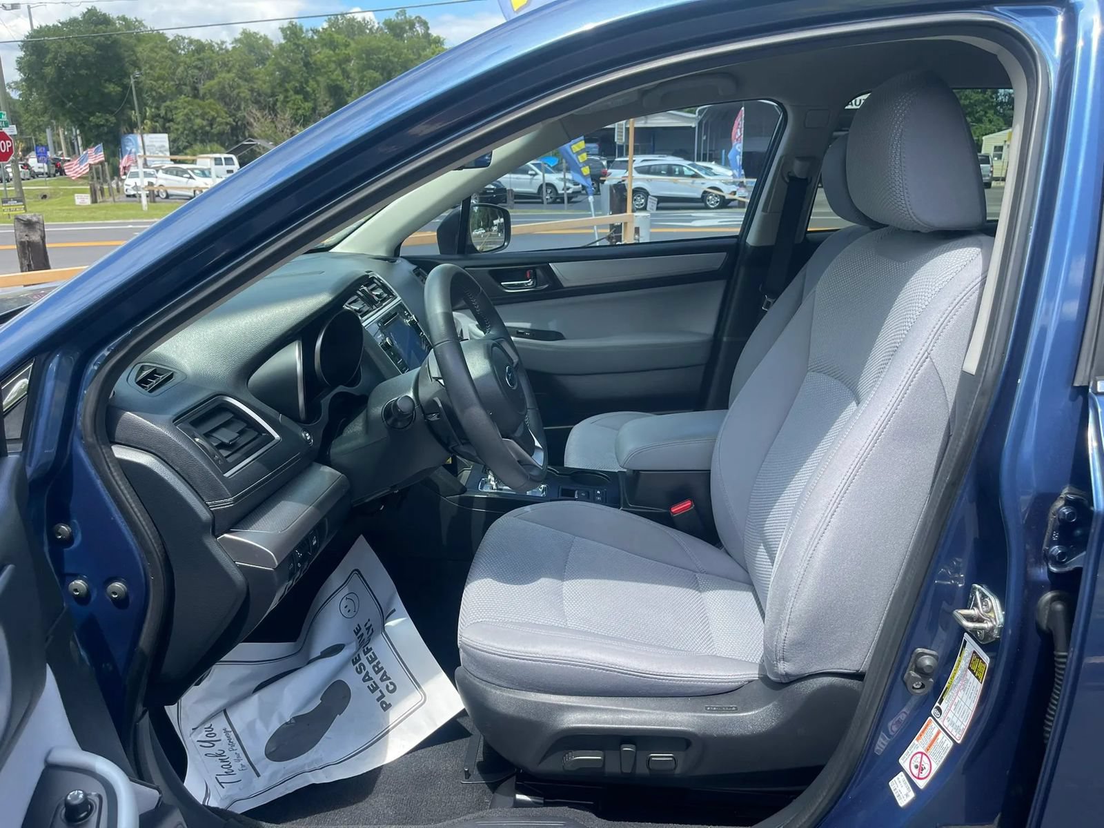 Used 2019 Subaru Outback 2.5i Premium AWD/4WD image 8