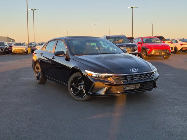 New 2026 Hyundai Elantra Sport image 1