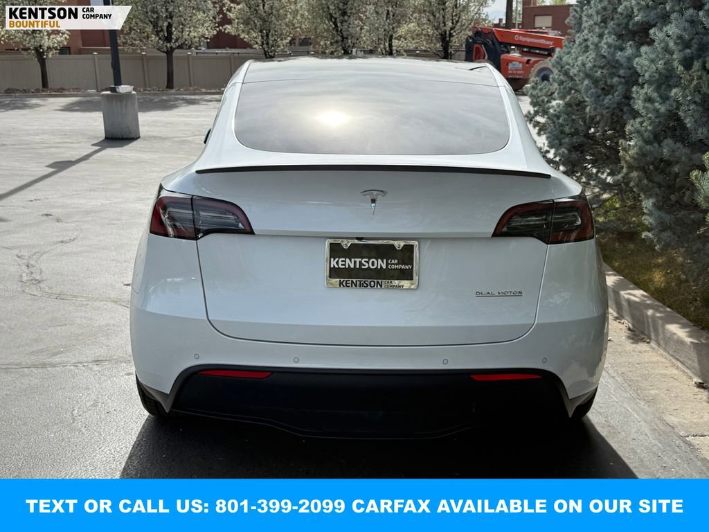 Used 2022 Tesla Model Y Performance image 7