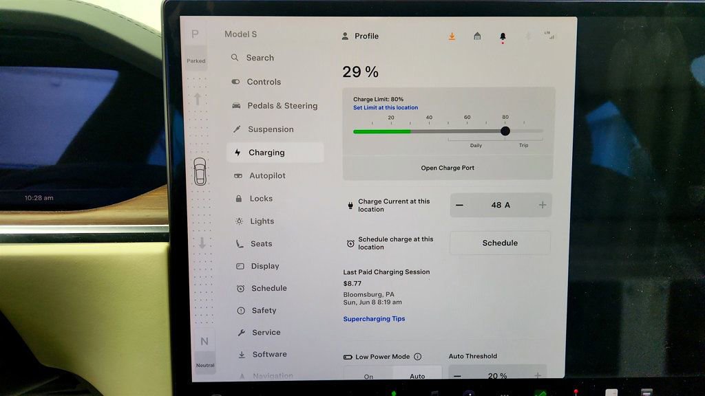 Used 2021 Tesla Model S Plaid image 18