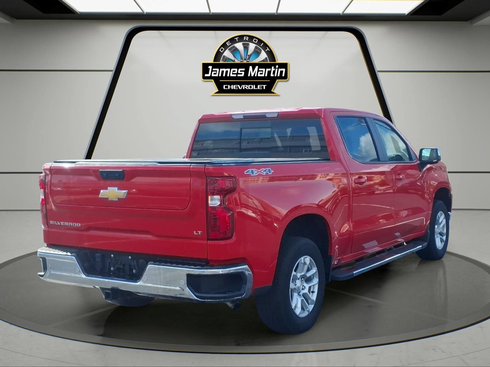 Certified 2024 Chevrolet Silverado 1500 LT w/ Safety Package AWD/4WD image 4