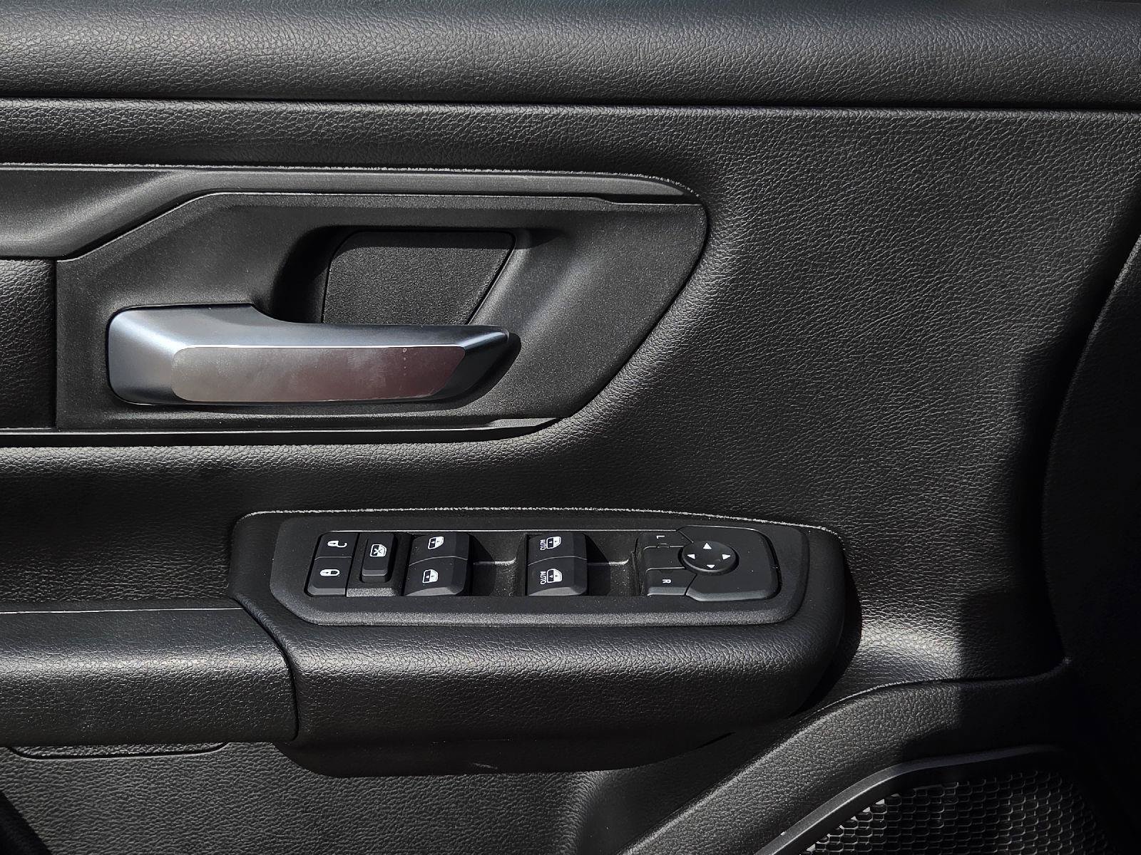 New 2026 RAM 1500 Express AWD/4WD image 13