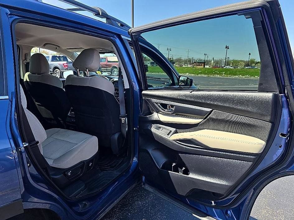 Used 2019 Subaru Ascent Premium AWD/4WD image 36