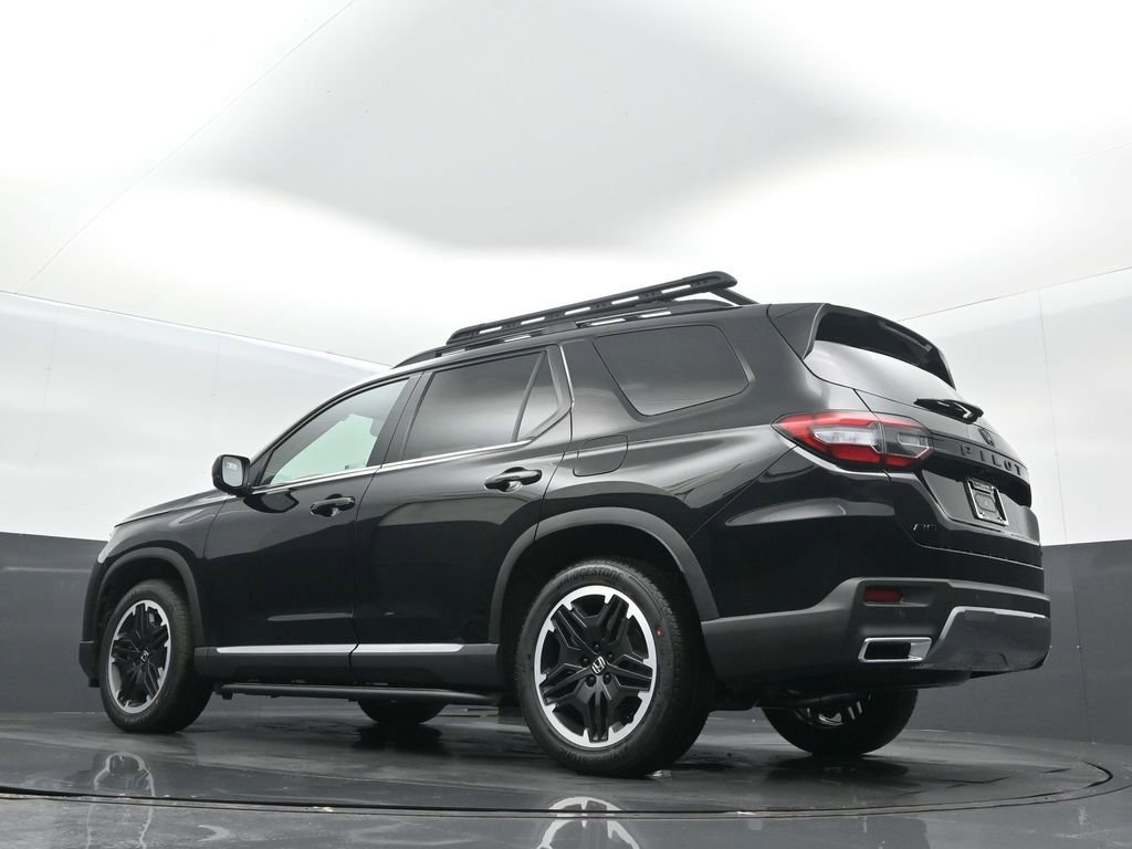 New 2026 Honda Pilot Touring image 17