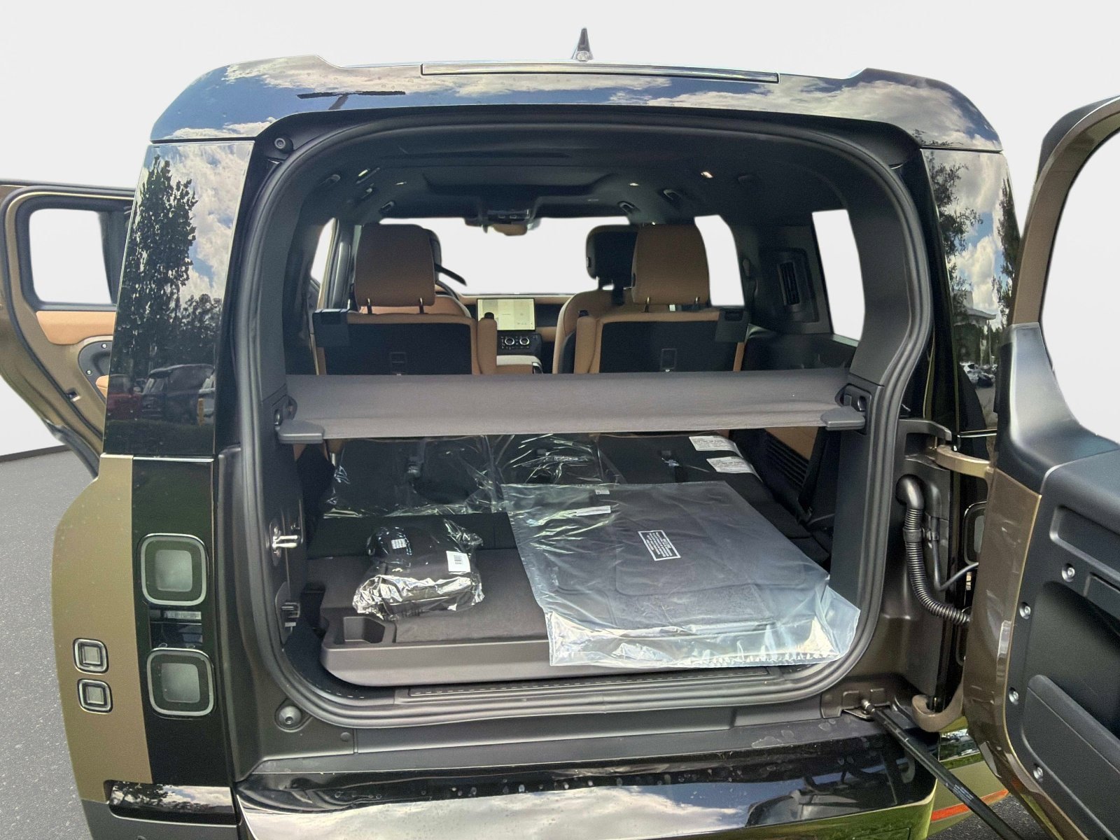 New 2026 Land Rover Defender 130 S AWD/4WD image 11