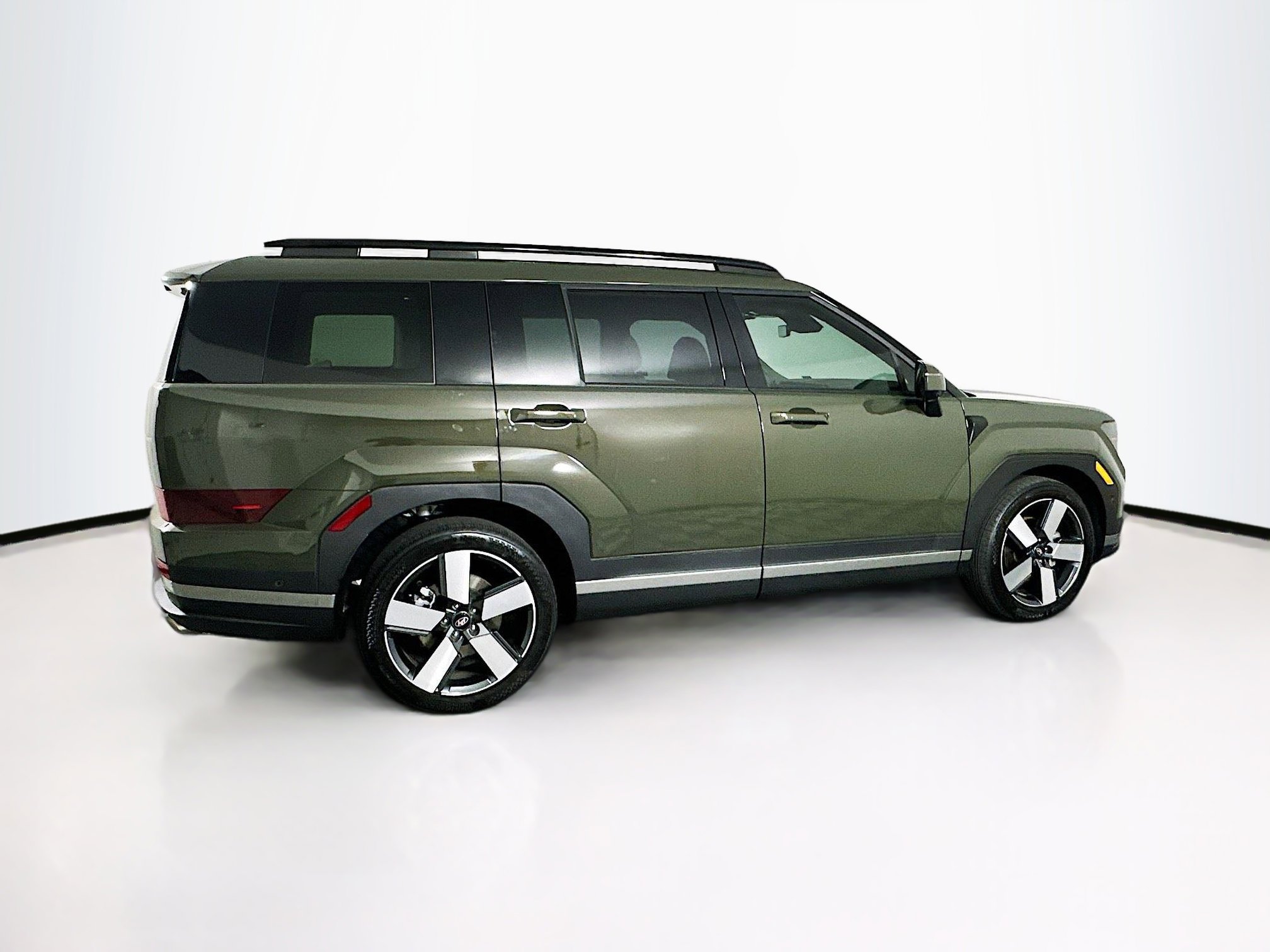 Used 2024 Hyundai Santa Fe Limited image 10