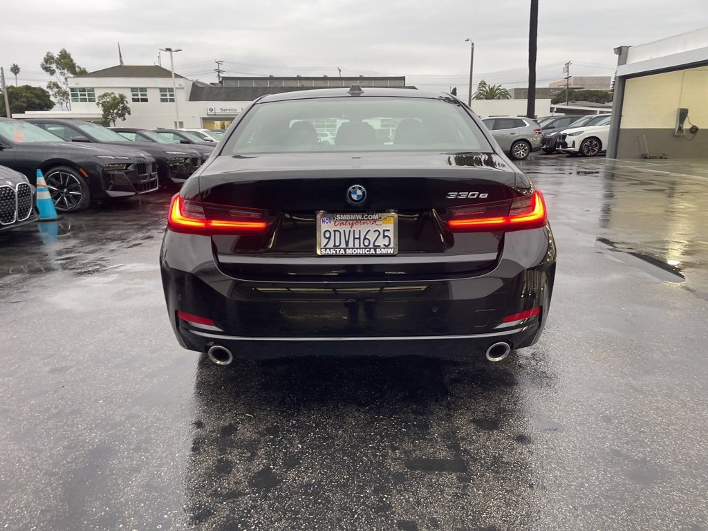 Certified 2023 BMW 330e w/ Driving Assistance Package image 4