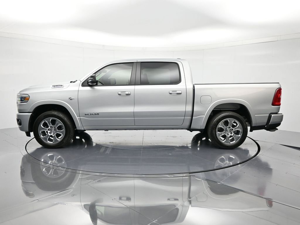New 2026 RAM 1500 4x4 Crew Cab image 9