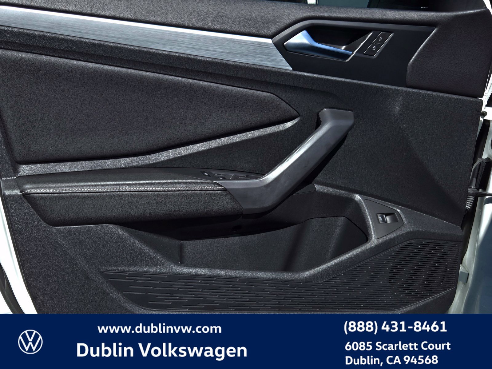 Certified 2025 Volkswagen Jetta Sport FWD image 10