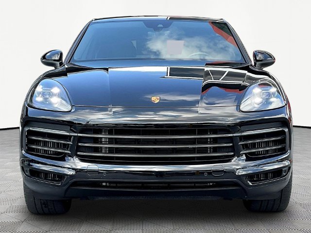 Used 2023 Porsche Cayenne S AWD/4WD image 2