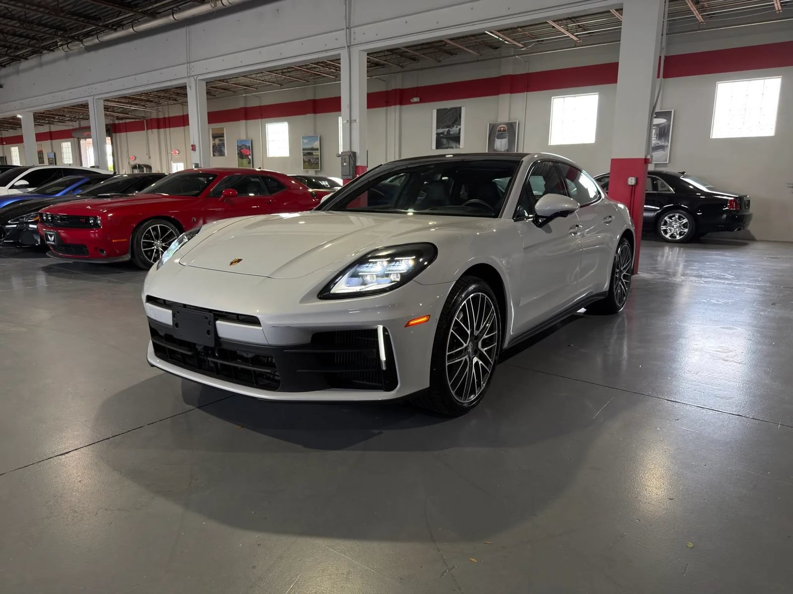 Used 2024 Porsche Panamera image 51