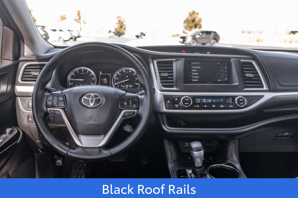 Used 2017 Toyota Highlander SE AWD/4WD image 17