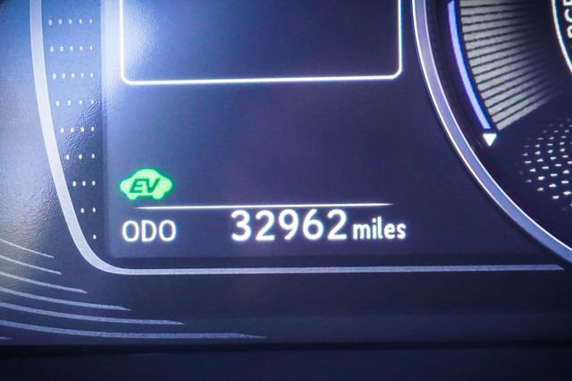 Certified 2024 Lexus ES 300h w/ Premium Package FWD image 9