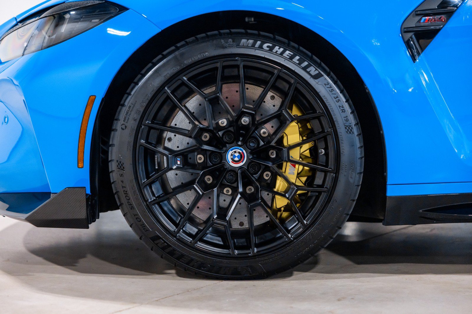 Used 2025 BMW M4 CS AWD/4WD image 21