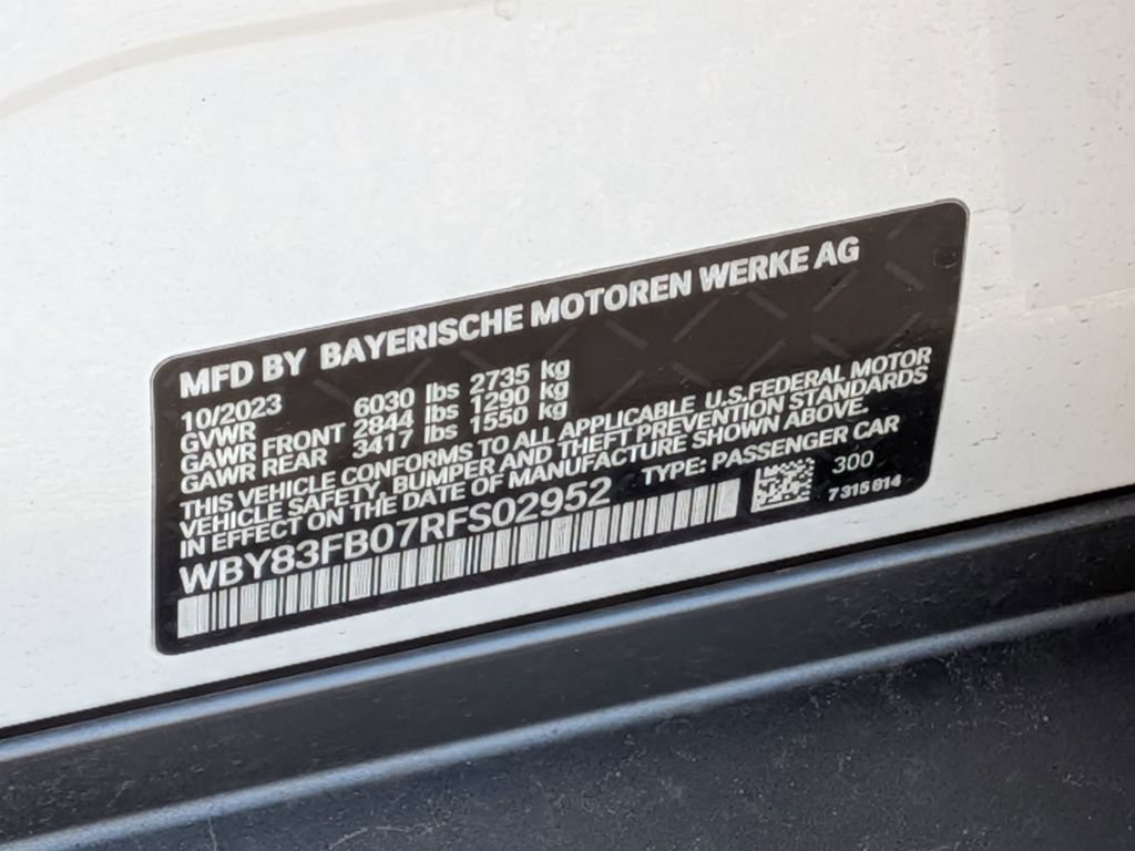 Used 2024 BMW i4 xDrive40i AWD/4WD image 32