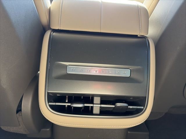 Certified 2025 Lincoln Nautilus Premier image 21