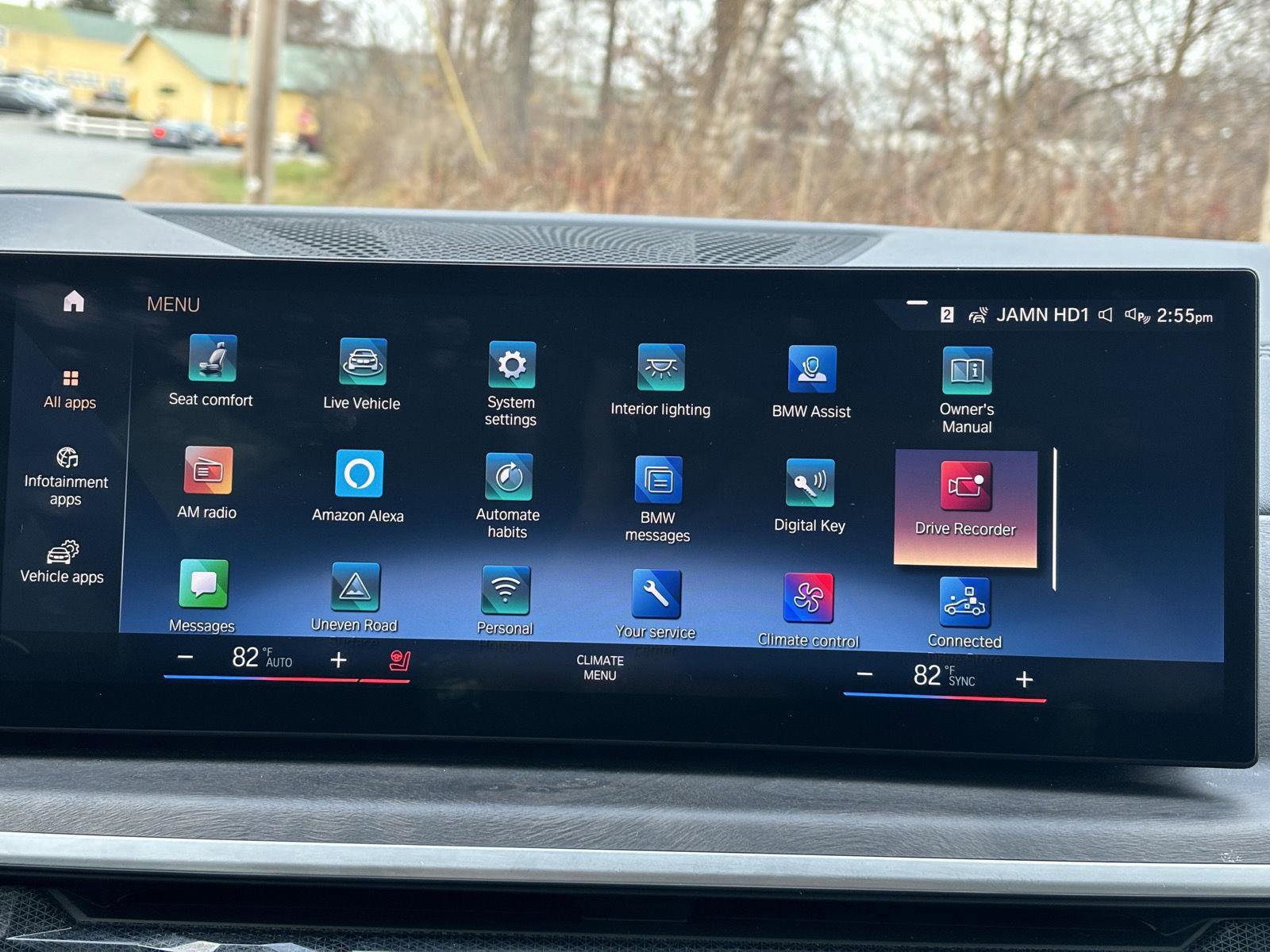 Used 2023 BMW X7 xDrive40i w/ Premium Package image 9