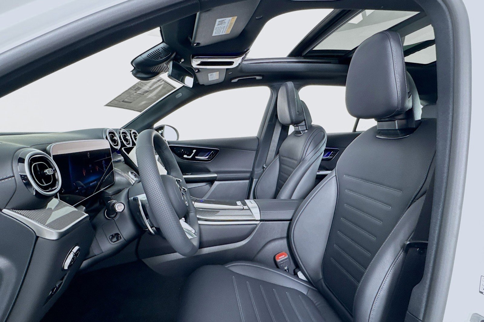 New 2025 Mercedes-Benz GLC 43 AMG 4MATIC image 16