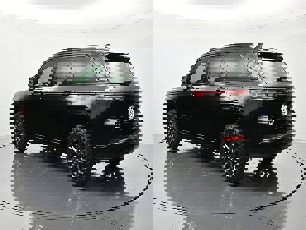 New 2026 Jeep Grand Cherokee Limited image 7