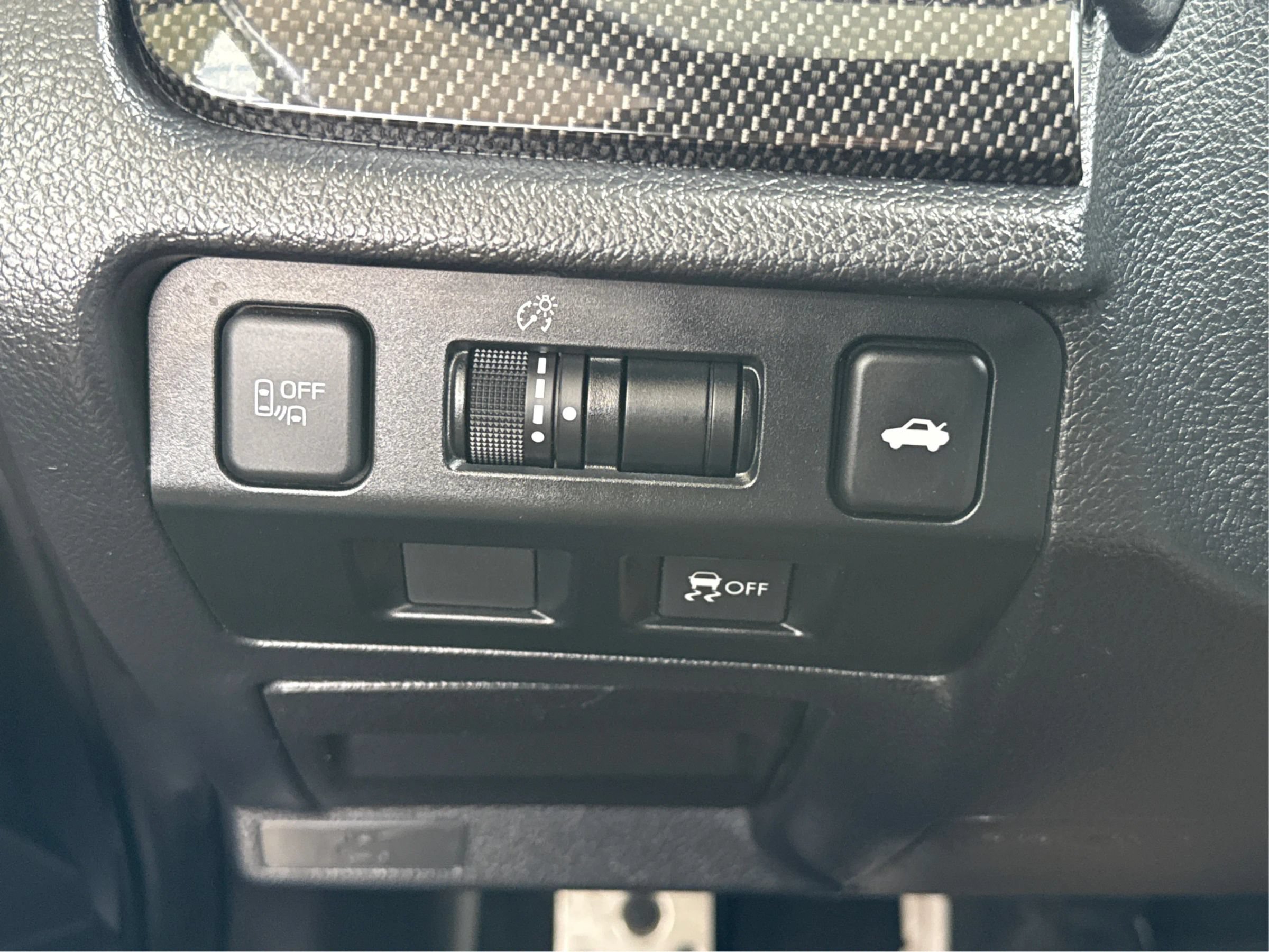 Used 2017 Subaru WRX Limited w/ Popular Package #1 AWD/4WD image 19