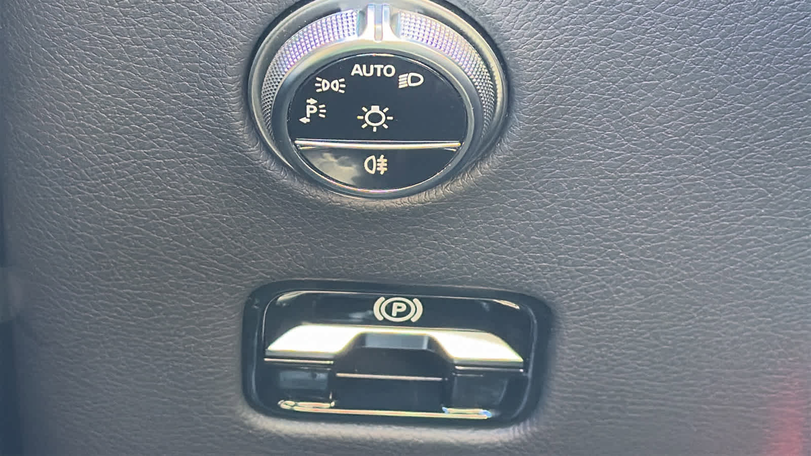 New 2026 Mercedes-Benz GLC 300 4MATIC image 18