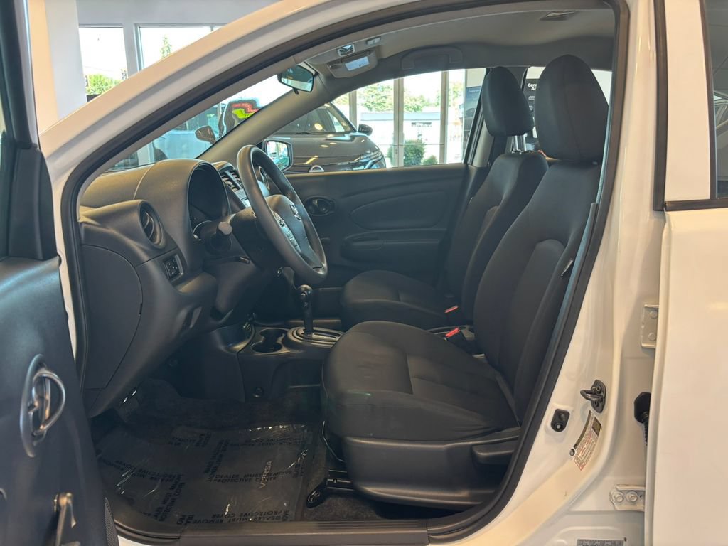 Used 2019 Nissan Versa S Plus FWD image 13