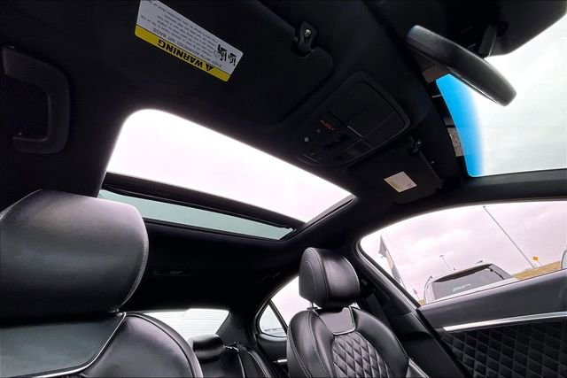 Certified 2021 Genesis G70 3.3T image 22