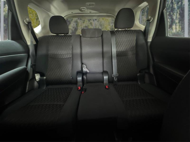 Used 2019 Nissan Rogue S AWD/4WD image 15