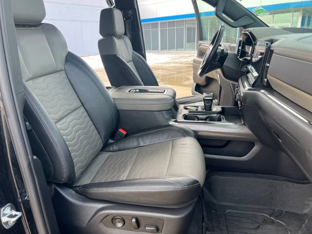 Used 2022 Chevrolet Silverado 1500 ZR2 w/ Technology Package image 19