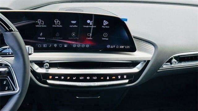 New 2026 Cadillac Lyriq V image 16