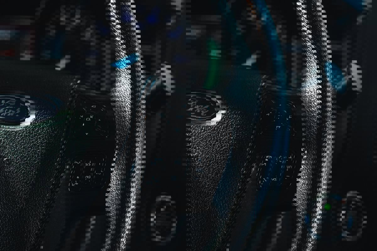 Used 2019 Ford Explorer XLT w/ Equipment Group 201A image 27