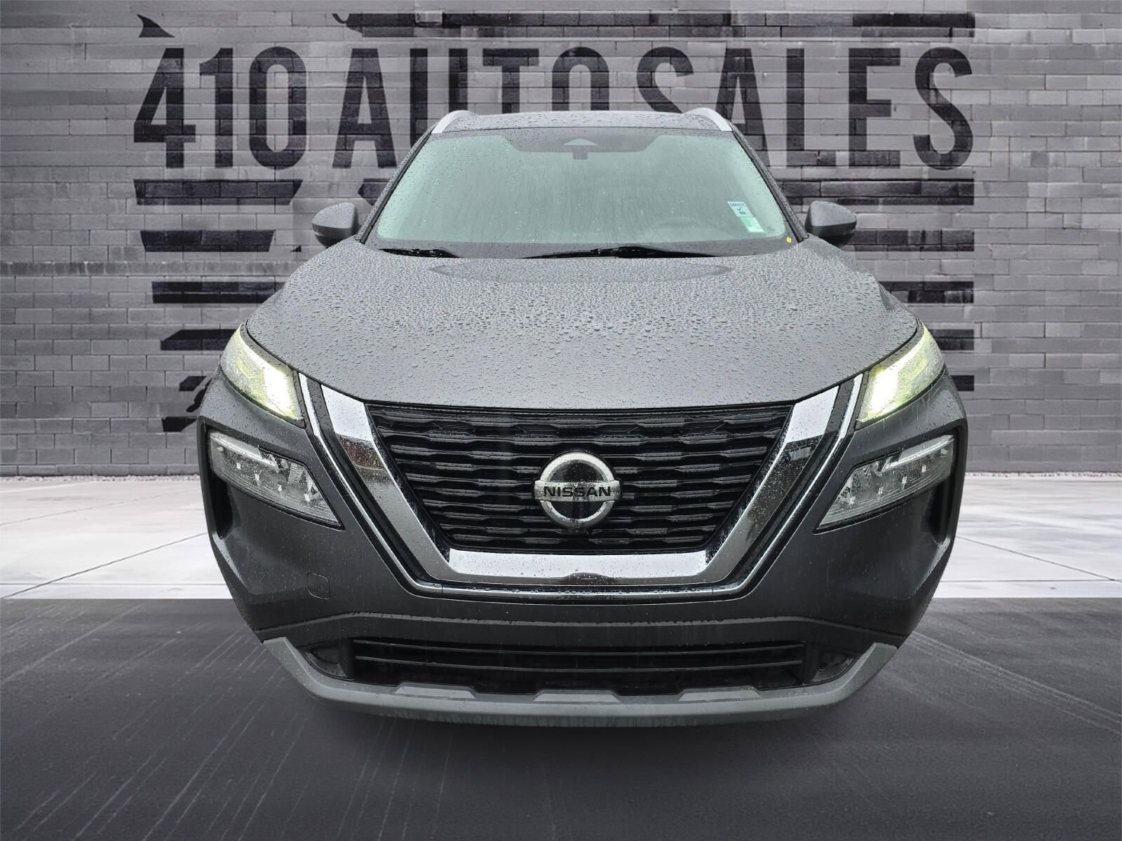 Used 2021 Nissan Rogue SV w/ Premium Package image 5