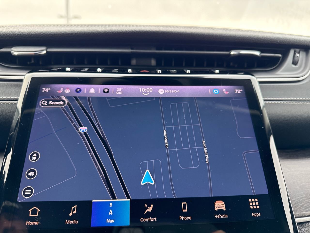 Used 2023 Jeep Grand Cherokee Limited image 19