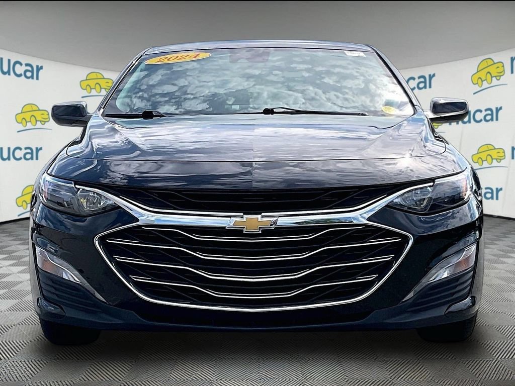 Used 2024 Chevrolet Malibu LT FWD image 2