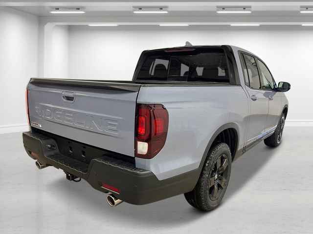 New 2026 Honda Ridgeline Black Edition image 3